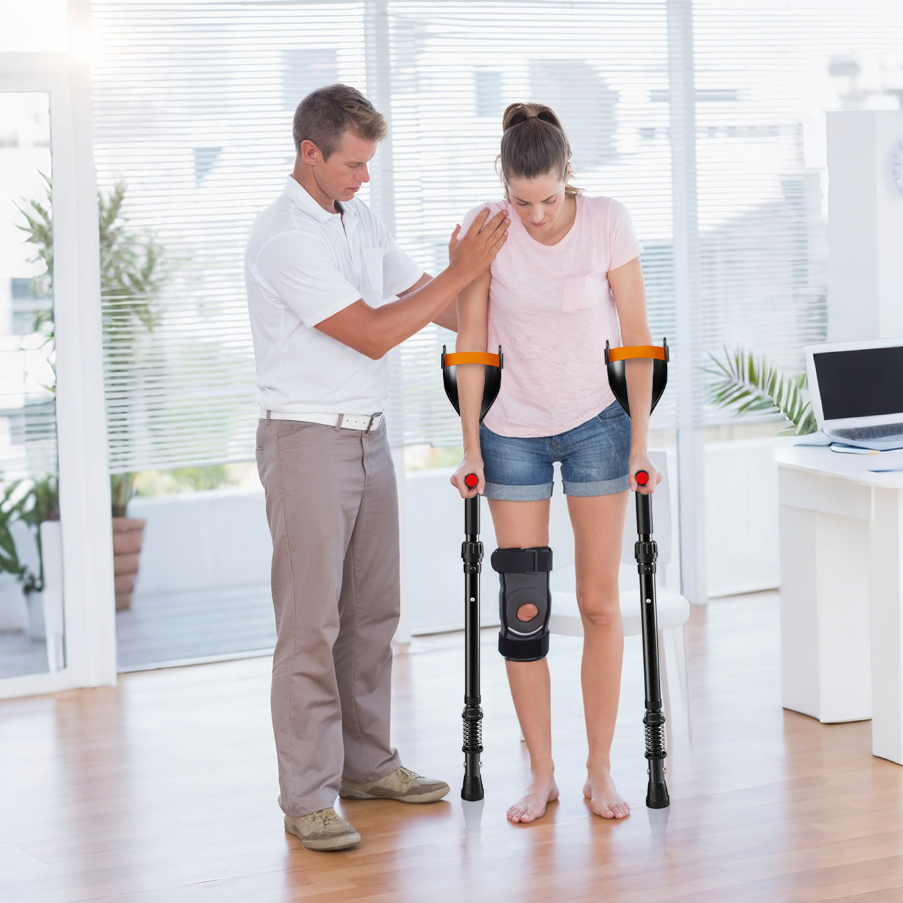 Pair of Forearm Crutches for Adults Adjustable Arm Crutch with Spring-Loaded Cushioning Design, Portable Crutches for Adults,Elderly, Walking Black