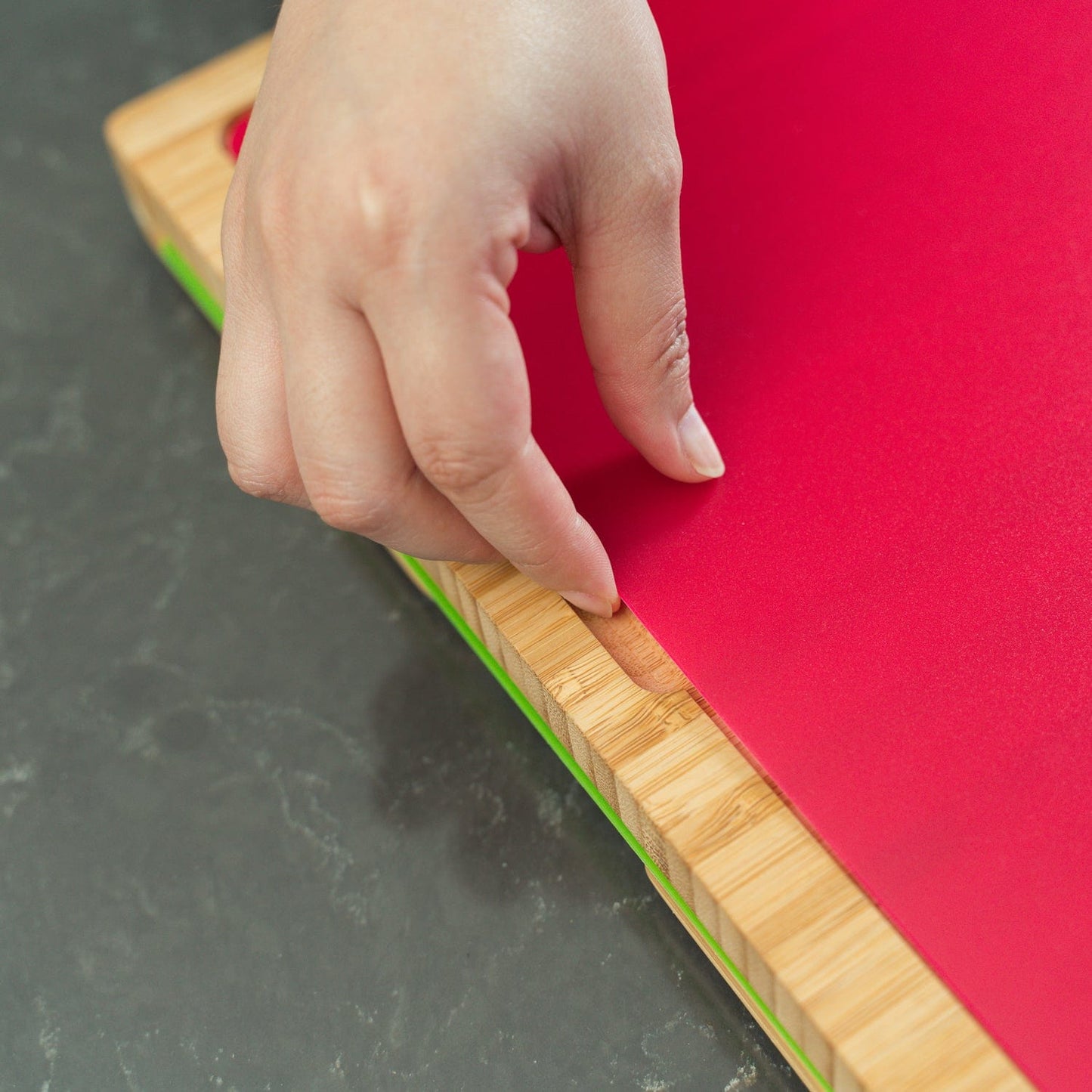 Bamboo Chopping Board with 5 Pcs Color-Coded Flexible Cutting Mats