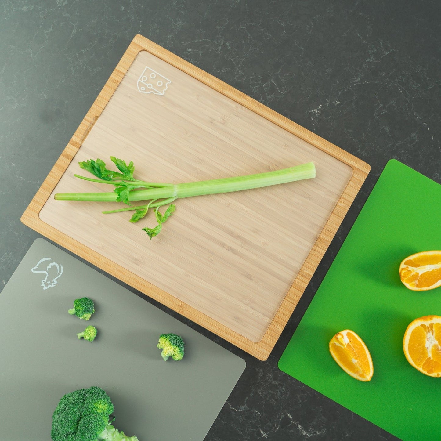Bamboo Chopping Board with 5 Pcs Color-Coded Flexible Cutting Mats