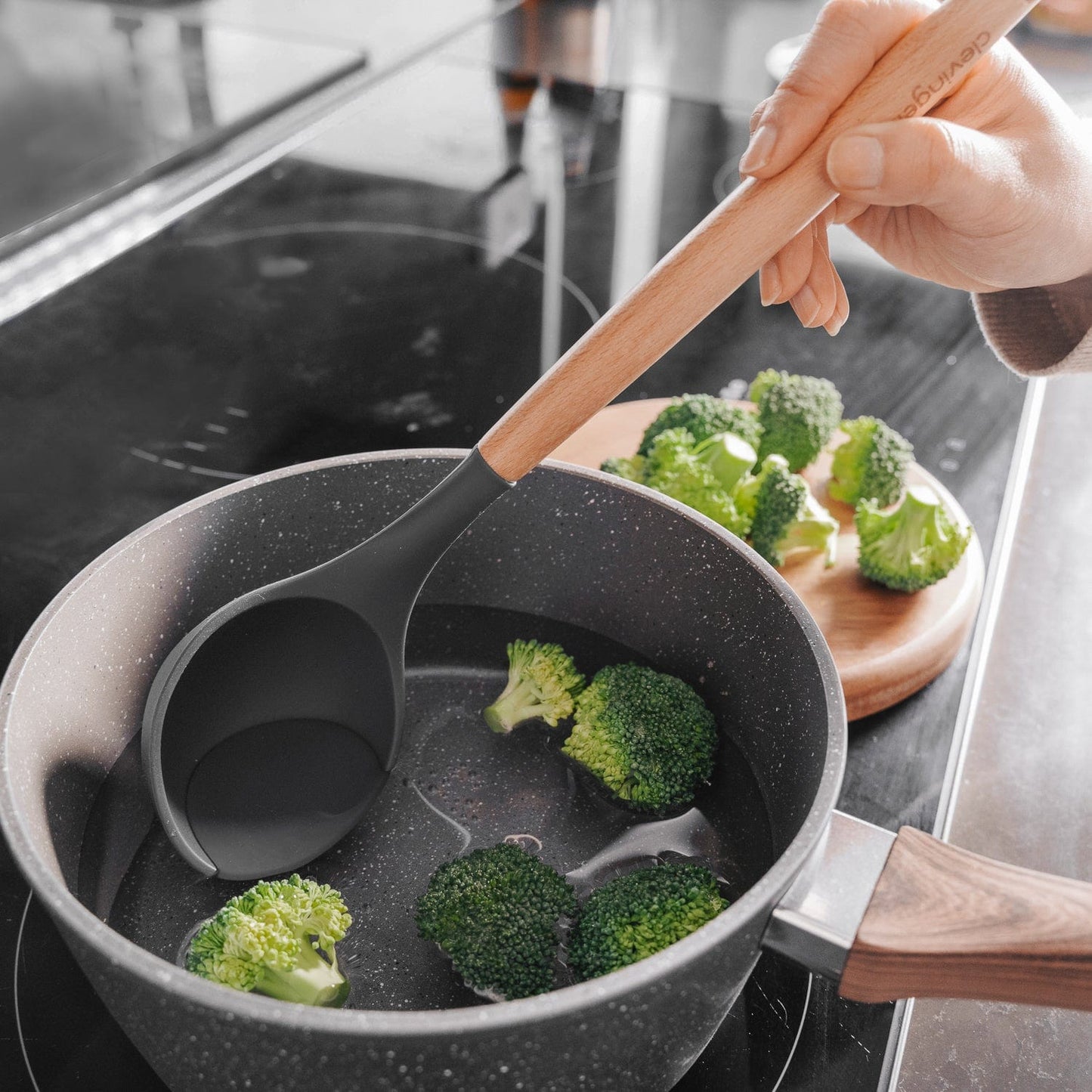 4 Pcs Beechwood & Silicone Kitchen Serving Utensils Set - Ladle/Pasta Server/Tongs/Slotted Spoon - Charcoal