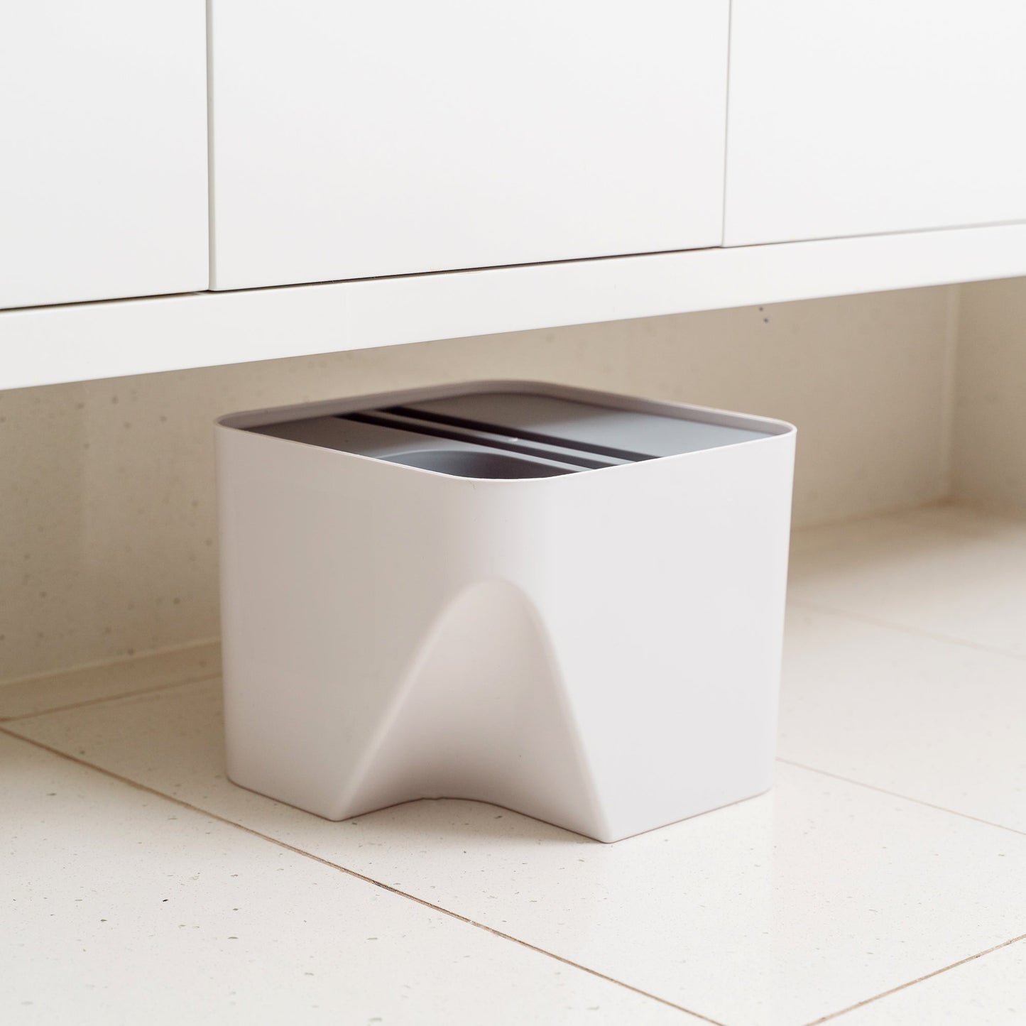 2 Pcs 12L+18L Stackable Plastic Kitchen Trash Bin Household Classification Storage Box