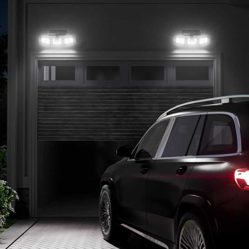 3-Head Solar Spotlight With Motion Detector