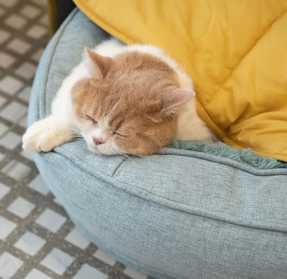 Ginkgo Leaf Shaped Pet Mat – Thickened Multi-Use Plush Blanket & Cushion for Cats and Dogs, All-Season Floor Bed, Crate Pad and Cozy Throw (Pink)